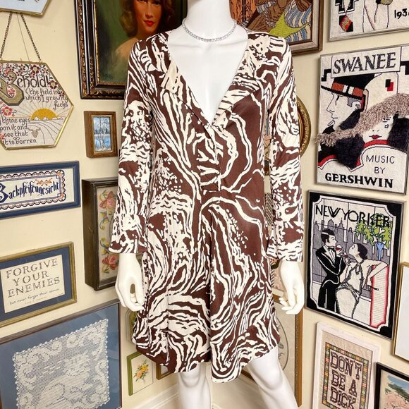 Diane Von Furstenburg Brown and White 100% Silk Jersey Split Collar Tunic Size 6 - Picture 1 of 7